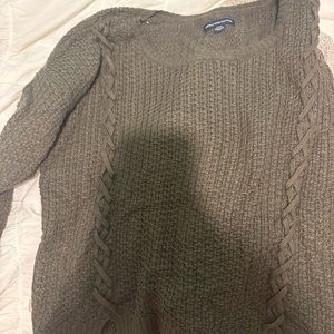 American Eagle Green cable knit sweater